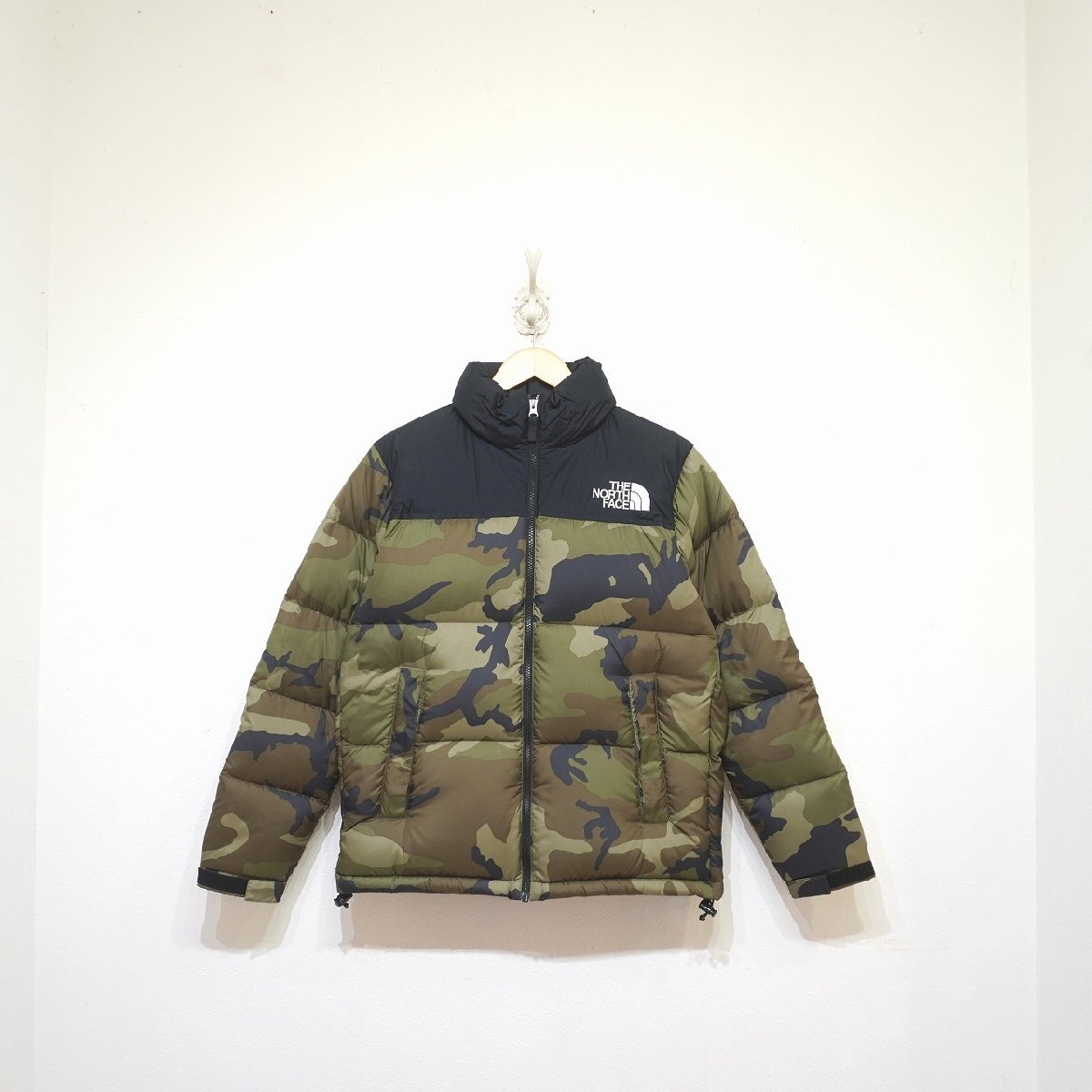 9380円 THE NORTH FACE (M) ノベルティー ヌプシジャケット 迷彩 9380円 THE NORTH FACE (M) ノベルティー ヌプシジャケット 迷彩