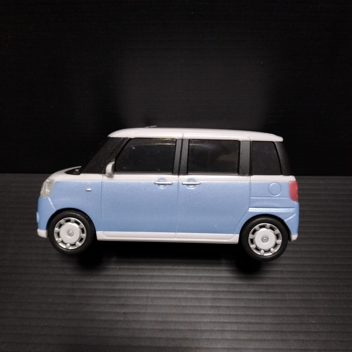 プルバックカー「DAIHATSU ムーヴキャンバス」ダイハツ CANBUS プルバックカー「DAIHATSU ムーヴキャンバス」ダイハツ CANBUS