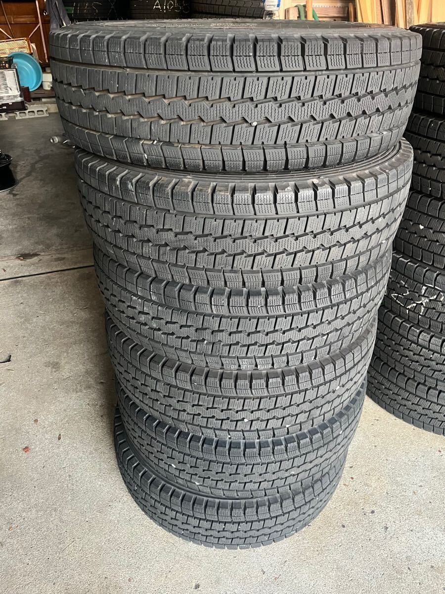 S14【送料無料】美品205/75R16 113/111L LT DUNLOP WINTERMAXX LT03M 2019年製　9分山　6本セット　うっすらイボ付き