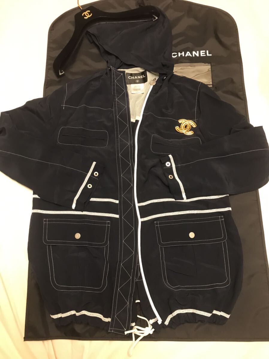 新品️ Chanel シャネル ジャケット 38 紺 赤紺茶ブレード 残布 新品️ Chanel シャネル ジャケット 38 紺 赤紺茶ブレード 残布