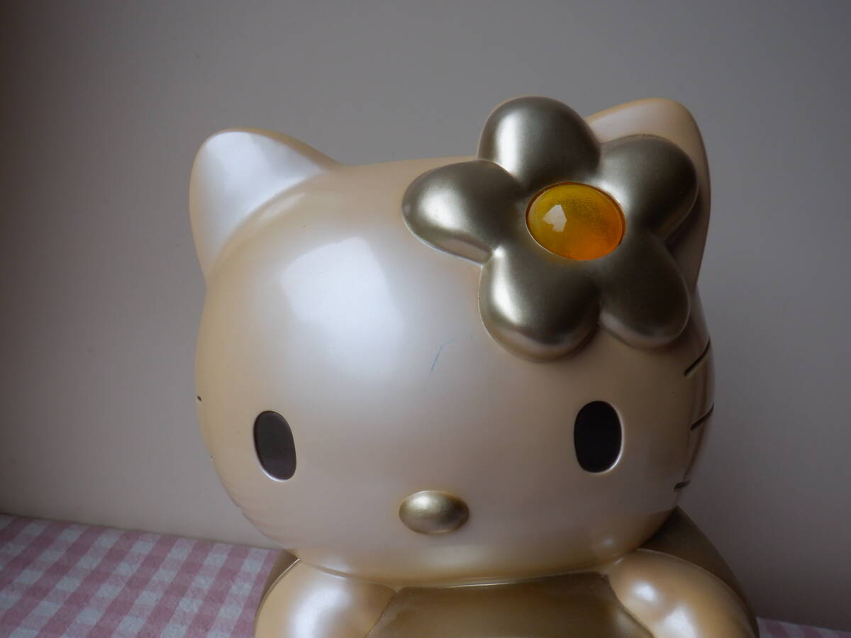D11『ハローキティ 目覚まし時計(シャンパンゴールド D11『ハローキティ 目覚まし時計(シャンパンゴールド