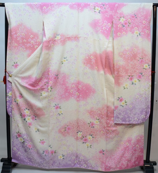 振袖 著物 フルセット 正絹 百花繚亂 白地×ピンク 小物まで20點(diǎn)一式すべて揃う 7日間レンタル 成人式（株）安田屋【レンタル】R29716