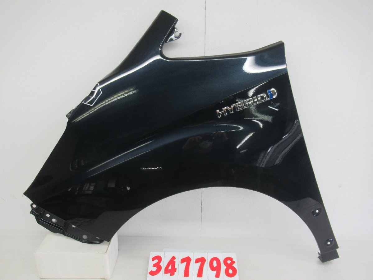 K.347798◇ZRR80W/ZRR85W/ZWR80W ノア SI/エスクァイア/ハイブリッド 純正 左フェンダー◇2F-8下