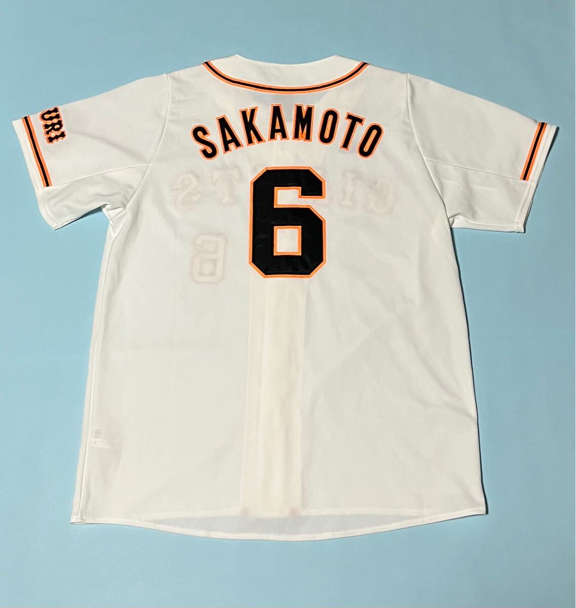 送料無料 即決 読売ジャイアンツ 坂本勇人選手ユニフォーム 球団 送料無料 即決 読売ジャイアンツ 坂本勇人選手ユニフォーム 球団