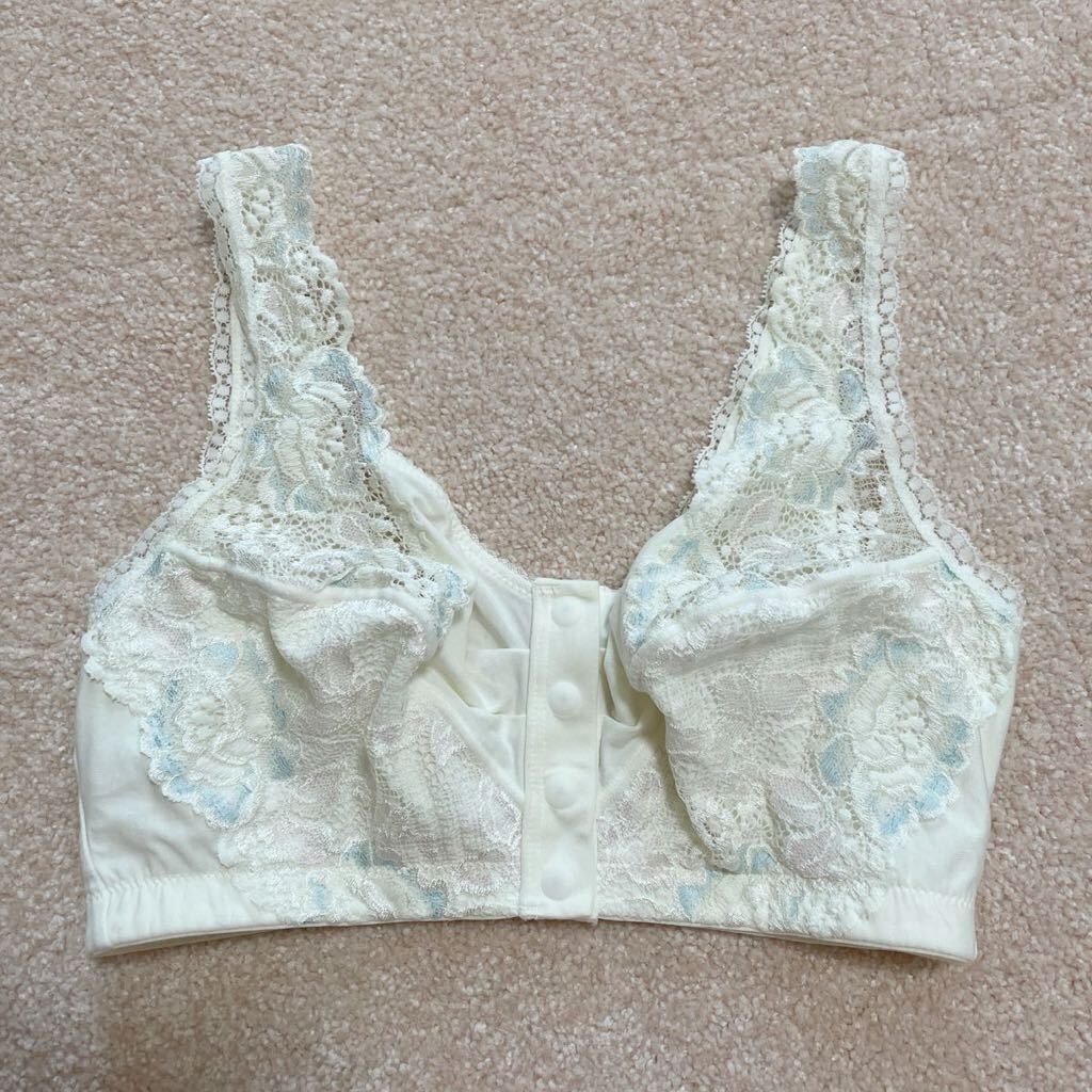 新品　ワコール 授乳ブラジャー ハーフトップ　ノンワイヤー