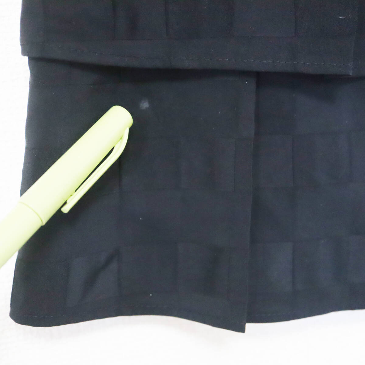 w1087 スカート　ひざ丈　ティアード　黒　ブラック　9号　秋冬　中古品　USED　ｗ64～66　レナウン　レステラ　わけあり_画像6