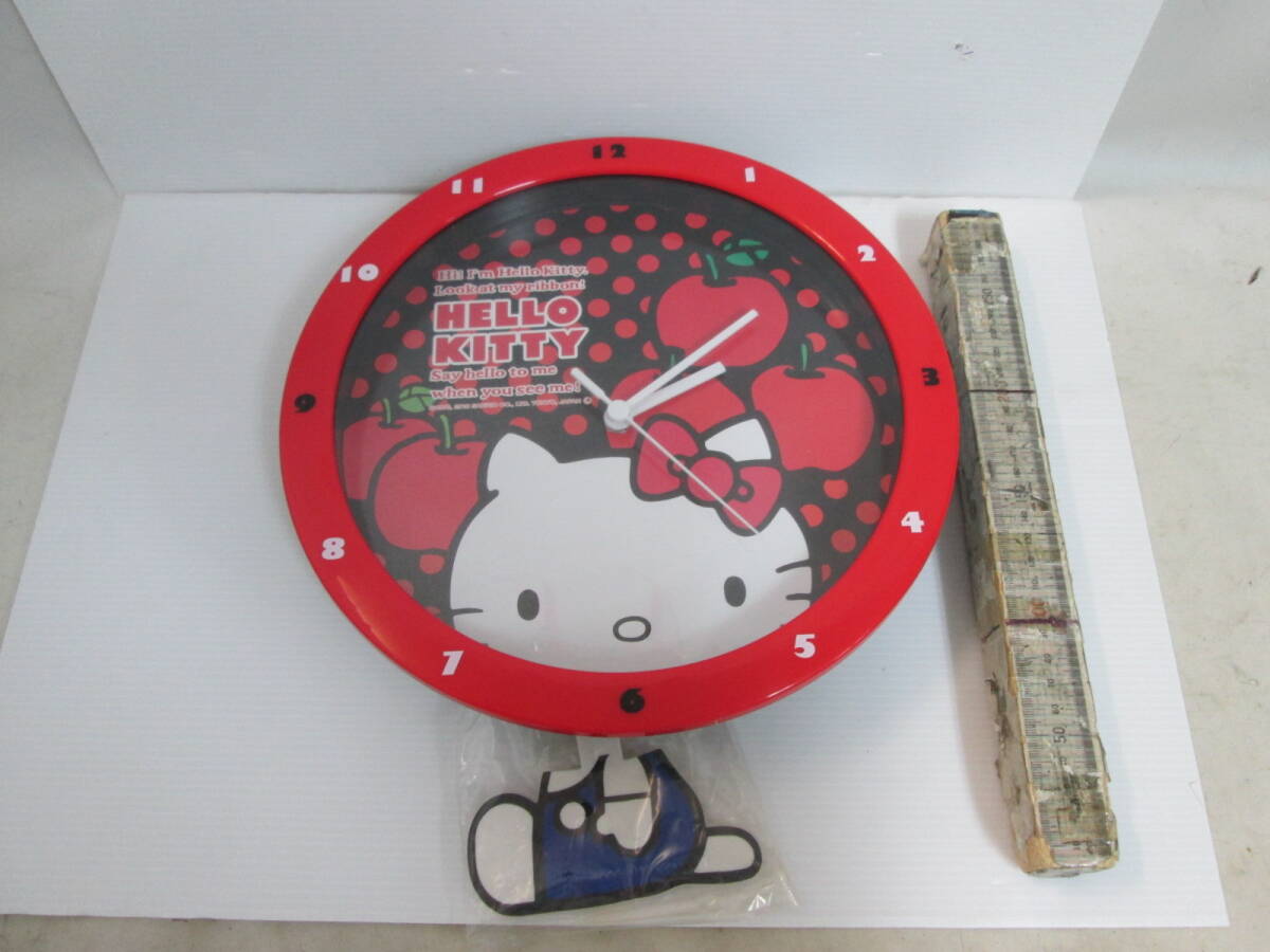 サンリオ【HELLO KITTY】ハローキティ★壁掛け 振り子時計 　テストOK　送料は商品説明欄に記入