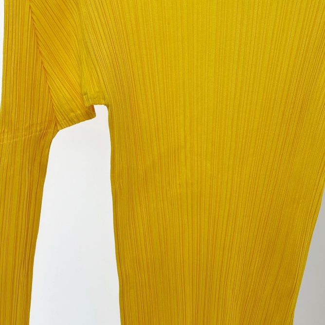 ◆◆ ISSEY MIYAKE イッセイミヤケ カットソー PLEATS PLEAS サイズF PP61-JK204 イエロー やや傷や汚れあり