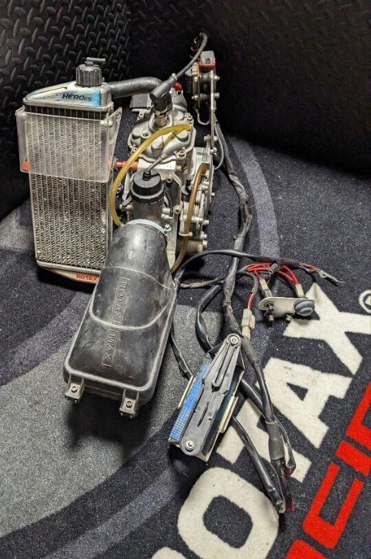 コンプリート ROTAX MAX seniorエンジン Lights 125cc コンプリート ROTAX MAX seniorエンジン Lights 125cc