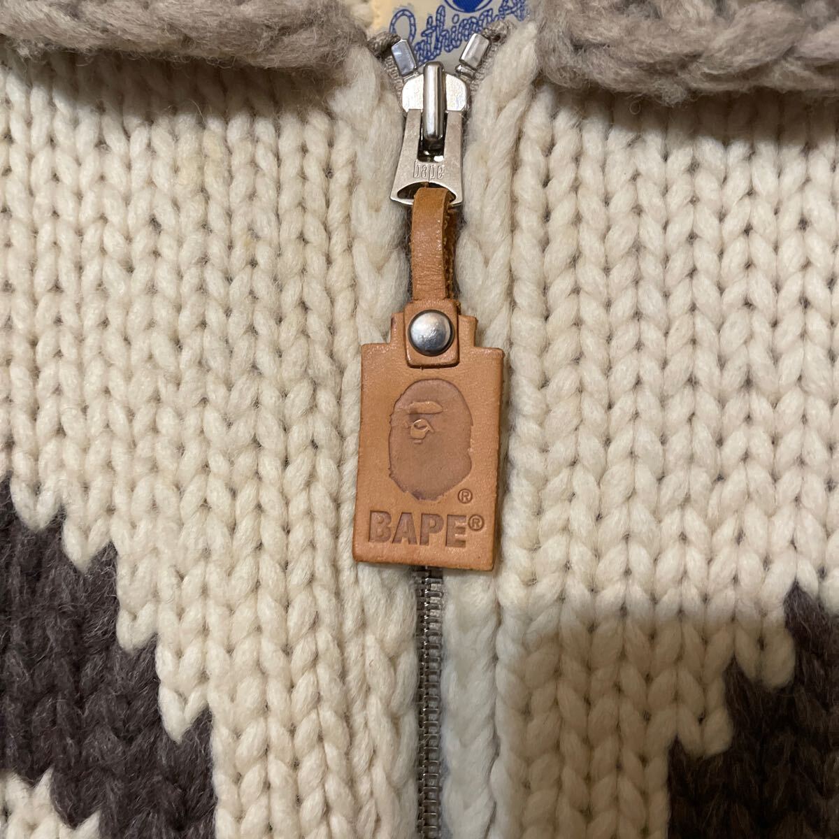 激レア アーカイブ『A BATHING APE』90s初期カウチンZIPセーター 激レア アーカイブ『A BATHING APE』90s初期カウチンZIPセーター