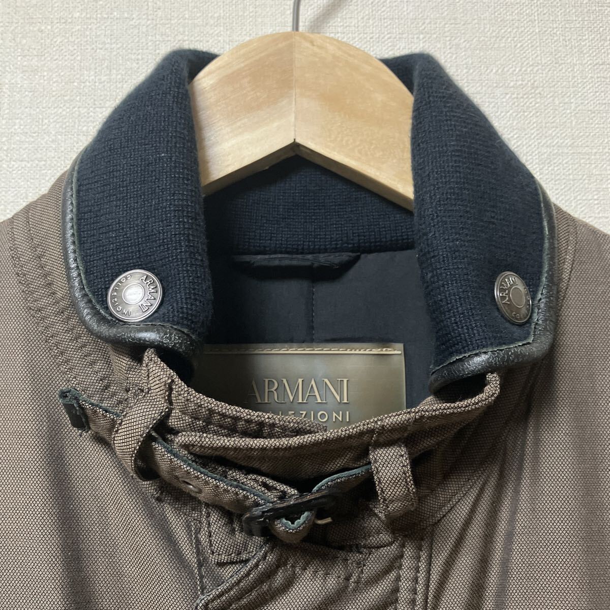 美品 高級 ARMANI COLLEZIONI アルマーニコレツォーニ M65型中綿 美品 高級 ARMANI COLLEZIONI アルマーニコレツォーニ M65型中綿