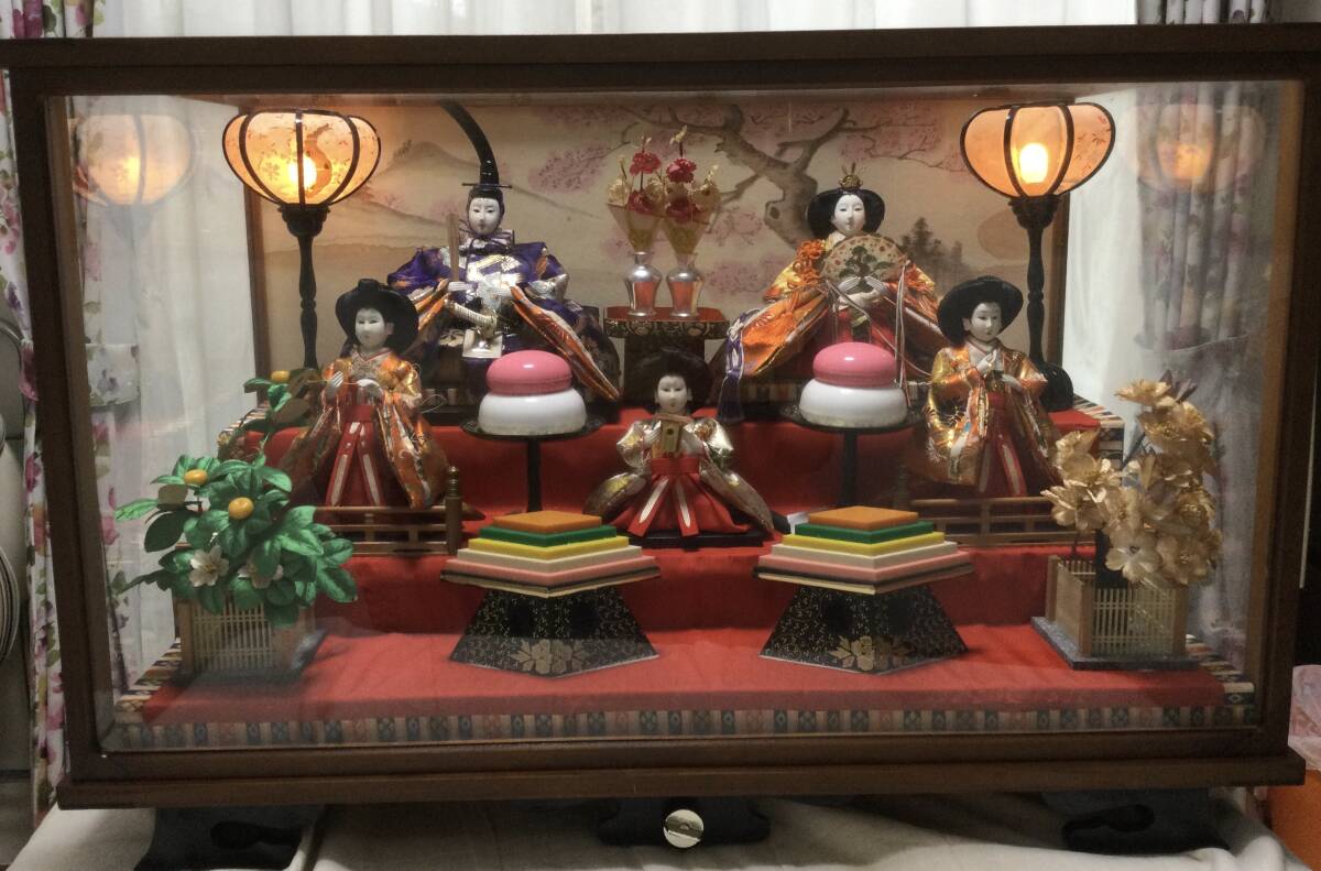 ひな人形 ケース入り オルゴール付き