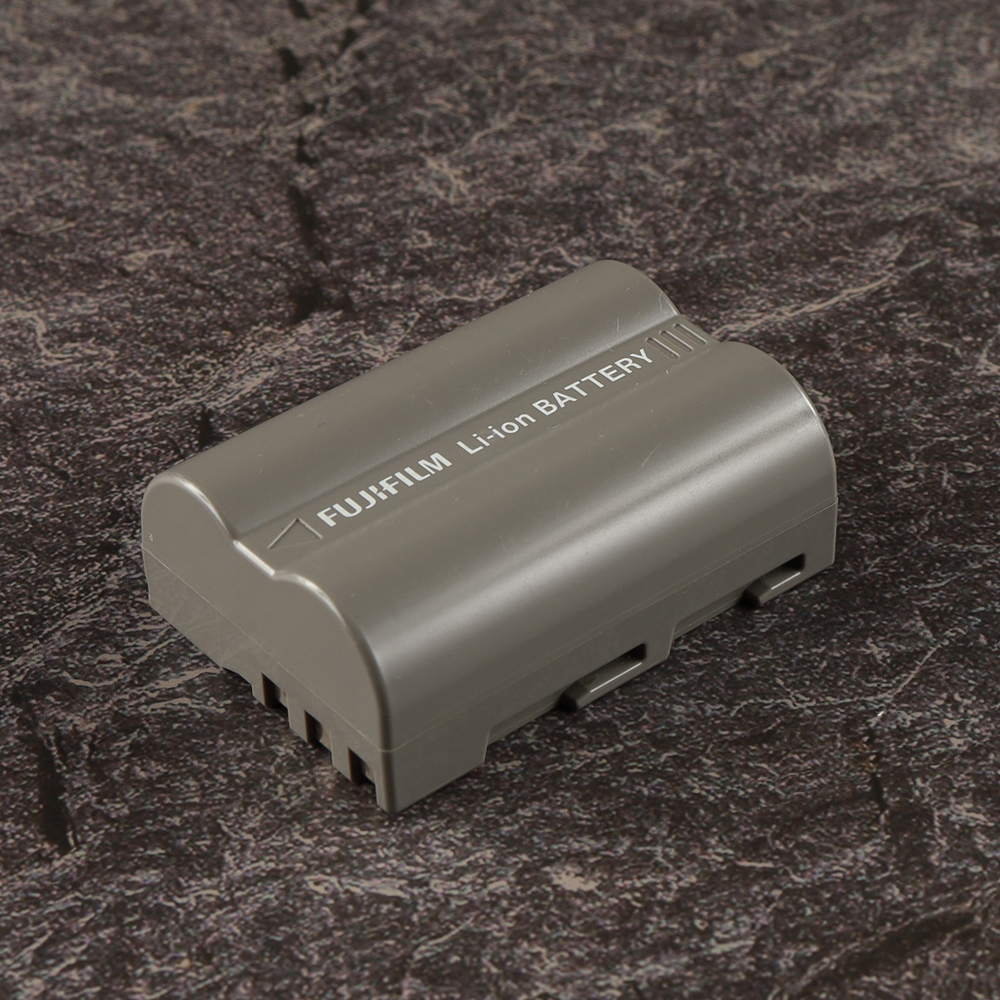 ☆　FUJIFILM 　☆　NP-150　☆　純正バッテリー　☆　劣化度ゼロ