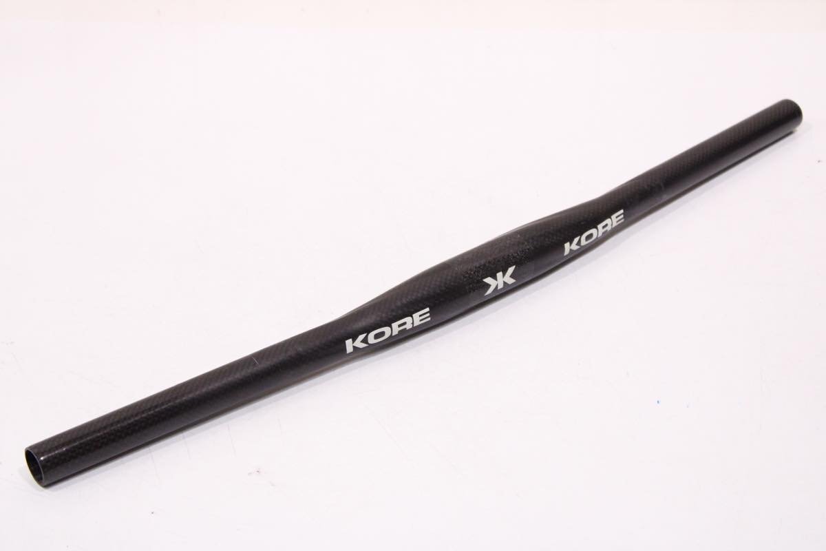 KORE コア カーボンフラットバー 580mm ハンドル KORE コア カーボンフラットバー 580mm ハンドル