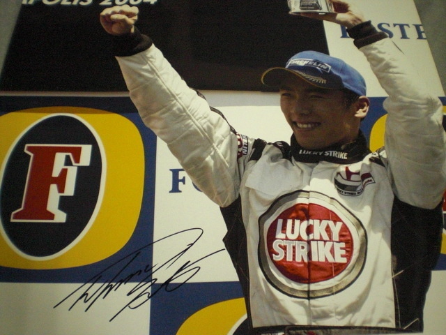 2004 год America GP награждение шт. Takuma Sato автограф автограф есть life photograph ( сумма нет )