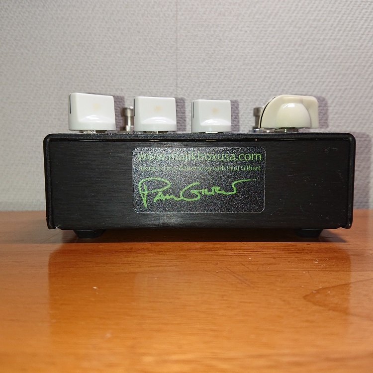 Majik Box エフェクター　FUZZ UNIVERSE FU-2 Majik Box Paul Gilbert Fuzz Universe Custom | Vintage Guitar