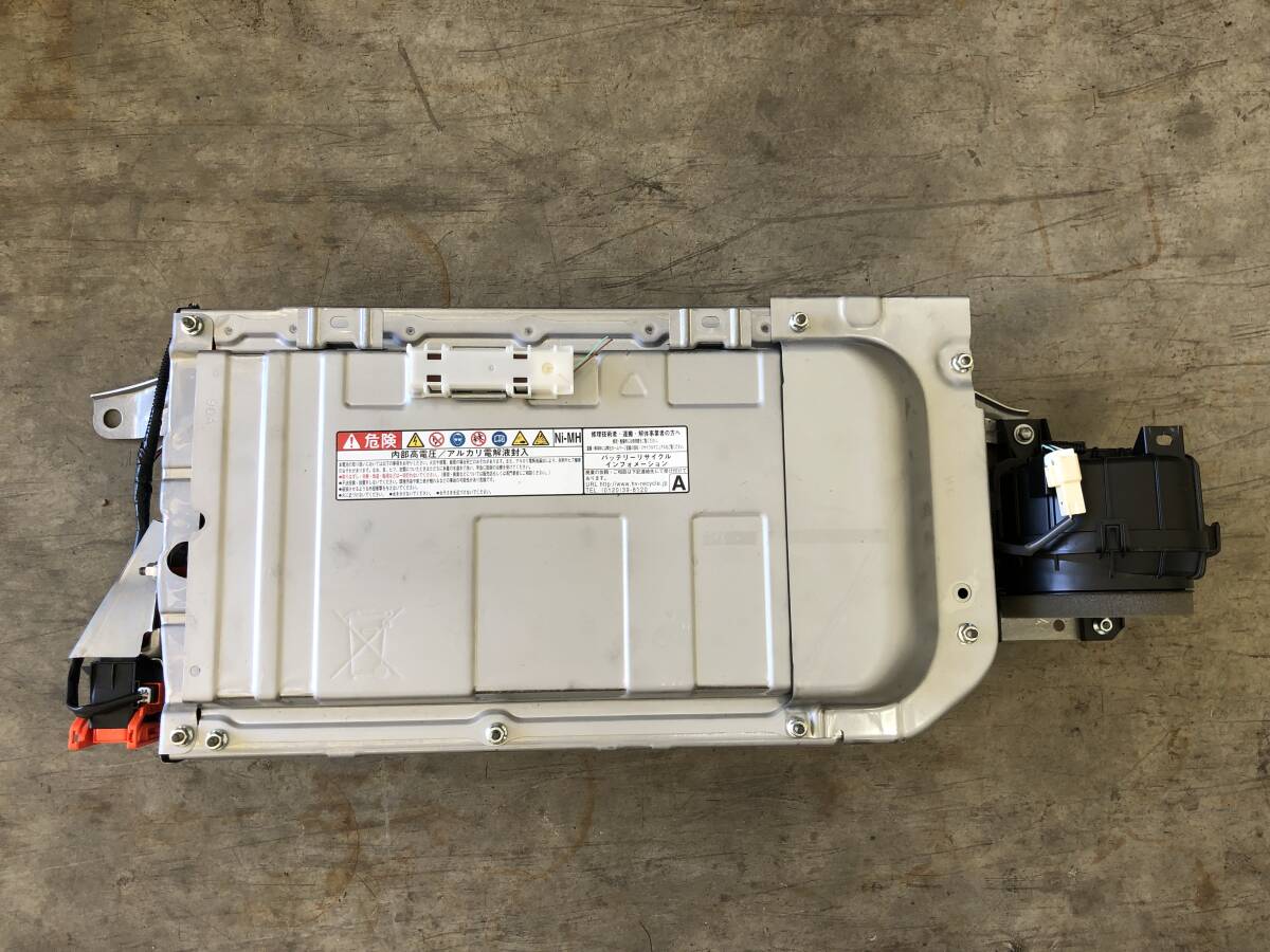 アクア NHP10 HVバッテリー ハイブリッドバッテリー G9280-52031 走行距離37，147km 動作確認済 2015年 749402