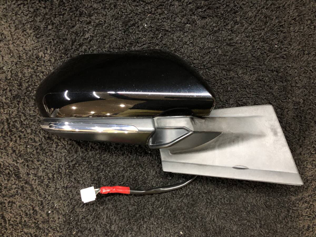プリウス ZVW51 ZVW50 右 サイド ミラー 218 アティチュードブラックマイカ 87910-47360 2016年 753827