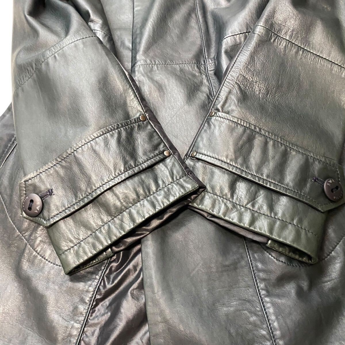 極美品 EMPORIO ARMANI エンポリオアルマーニ ステンカラーコート ラムレザー 羊革 ロングコート グリーン系 メンズ ロゴボタン 46 /L相当(コート)｜売買されたオークション情報、Yahoo!オークション(旧ヤフオク!) の商品情報をアーカイブ公開 -  オークファン（aucfan.com）