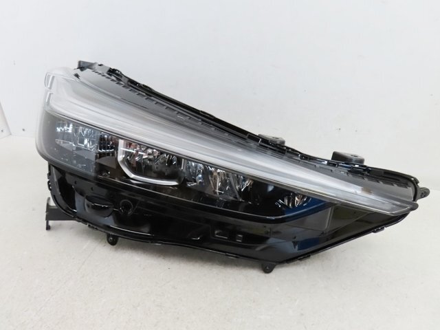 【即決有】 ホンダ ヴェゼル e:HEV RV3 RV4 RV5 RV6 純正 右 ヘッドライト LED STANLEY W5884 (n000144)