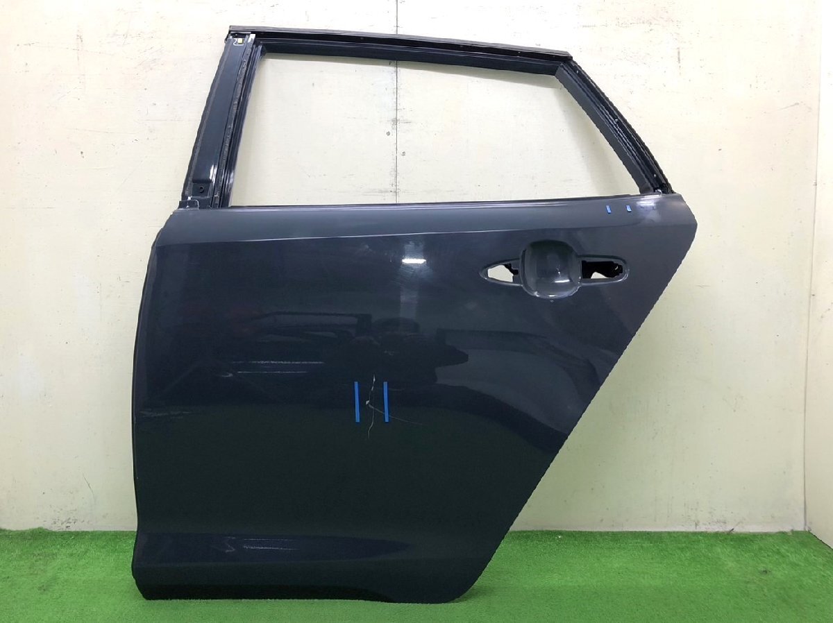 NRE210 ZRE212 ZWE211 ZWE214 カローラ 純正リアバンパーリヤ シルバー 52159-12D90 下部付 NRE210⁄ZRE212⁄ZWE211⁄ZWE214 カローラ セダン 純正 左リアドア