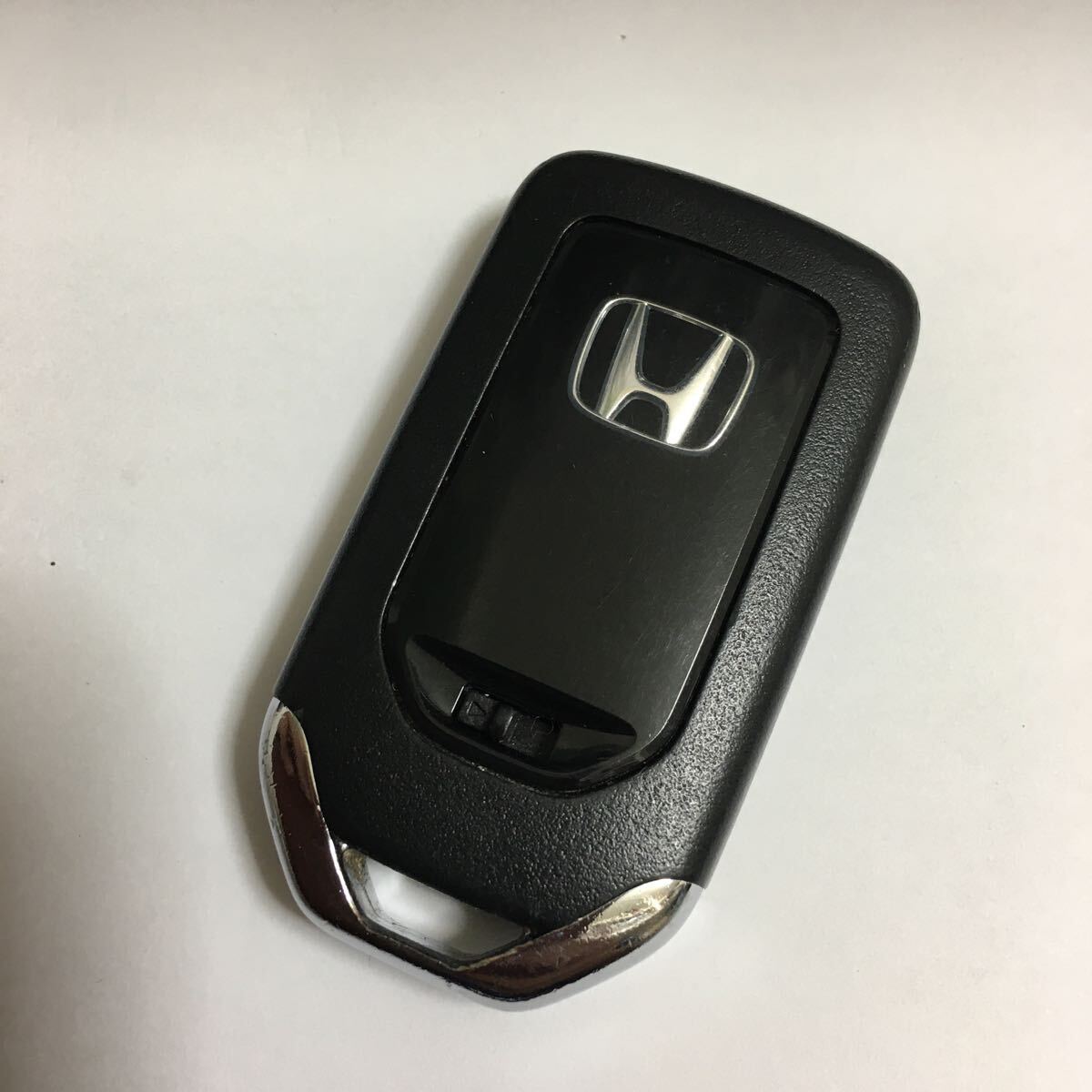 TAA-J11 Honda "умный" ключ 4 кнопка Freed GB5 GB7 раздвижные двери с электроприводом с обеих сторон Odyssey RC1.2 Step WGN RP3.4 дистанционный ключ 241007