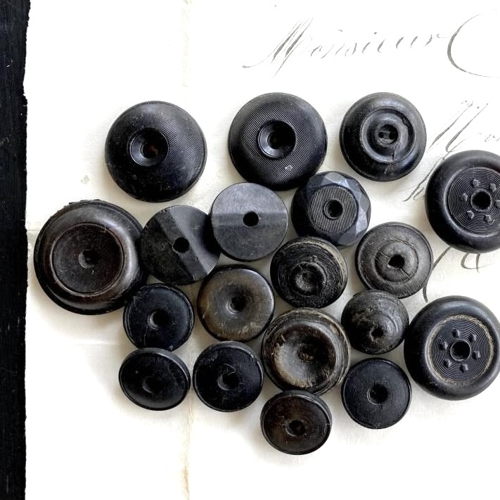 1800 год -1900 первый период Франция корова угол кнопка диаметр 20mm. произведение шитье рука . костюм восстановление античный 