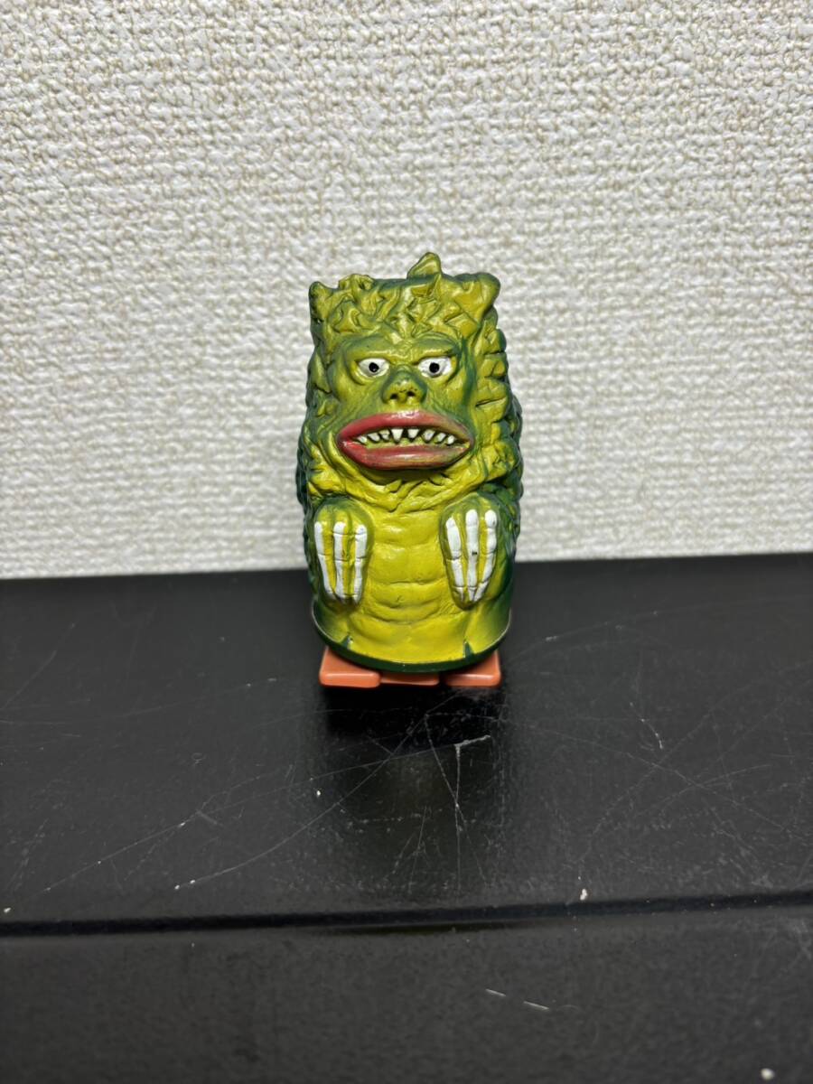 ウルトラQ ガラモン ソフビ Yahoo!オークション - 希少 ウルトラQ ガラモン ピグモン 歩行