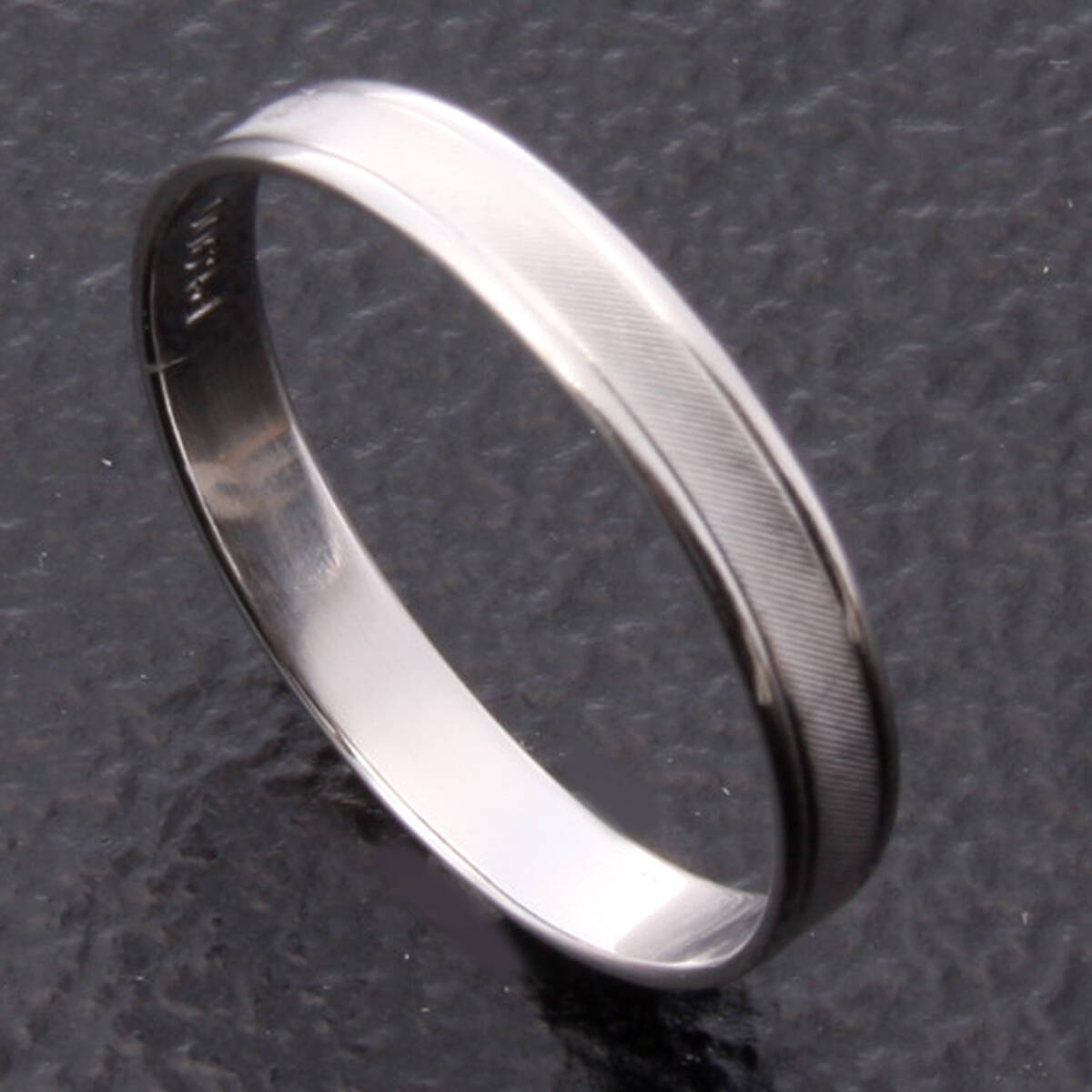 ke9992◆磨き済 Pt900リング 平打ち/斜線模様 15号_画像3