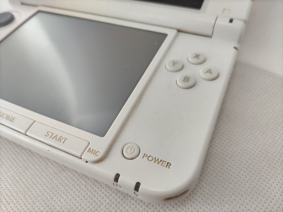 ゲーム実況 3DSLL 『キャプチャー機能付き』ピンク×ホワイト 偽 ゲーム実況 3DSLL 『キャプチャー機能付き』ピンク×ホワイト 偽