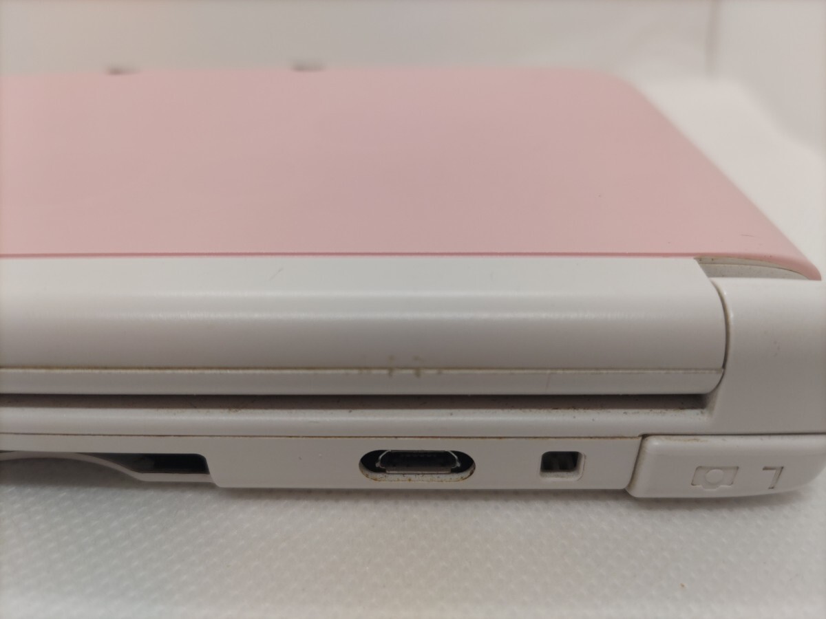 ゲーム実況 3DSLL 『キャプチャー機能付き』ピンク×ホワイト 偽 ゲーム実況 3DSLL 『キャプチャー機能付き』ピンク×ホワイト 偽