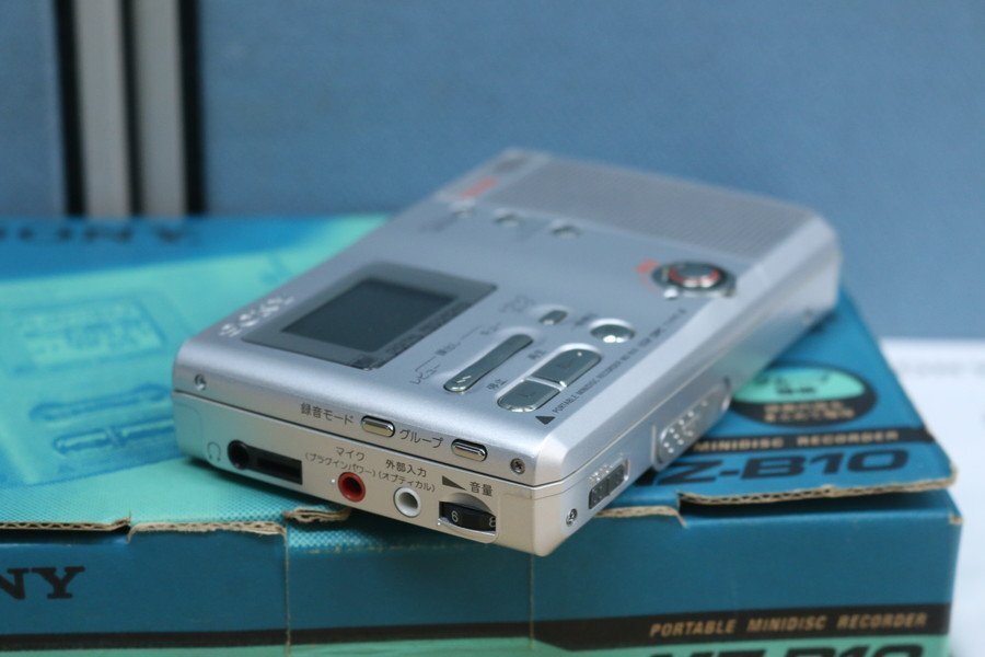 ○○ Panasonic パナソニック ポータブルMD レコーダー MZ-B10 ○○ Panasonic パナソニック ポータブルMD レコーダー MZ-B10