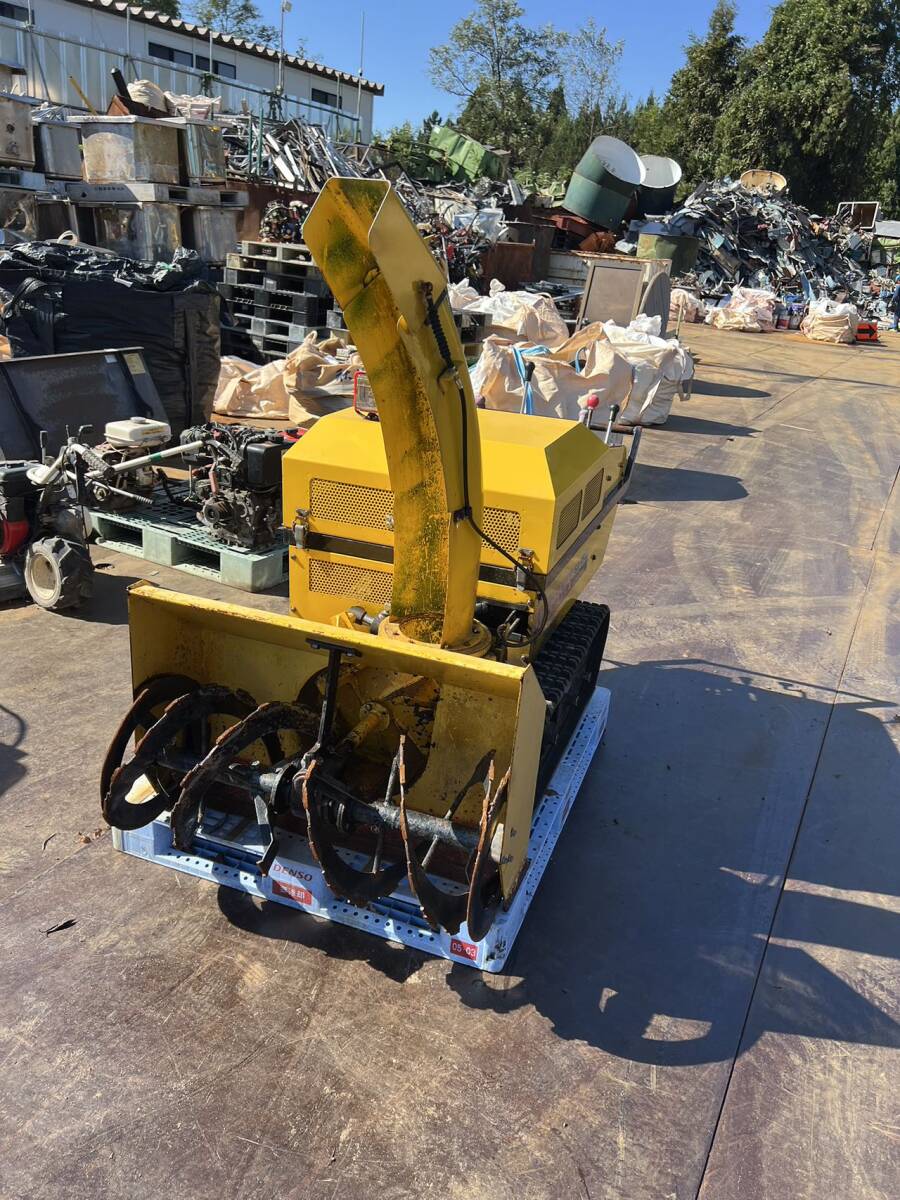 動画あり 秋田発 除雪機 スノースロワー ASAHI SH-85 8.5馬力 動画あり 秋田発 除雪機 スノースロワー ASAHI SH-85 8.5馬力