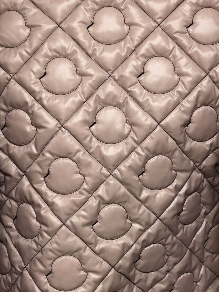 超美品 MONCLE CARELE GIUBBOTTO ブラック モンクレール ダウンジャケット ダウン ユース ジュニア キッズ モンクレールロゴ キルティング_画像5