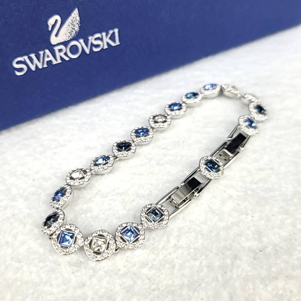 ●未使用級♪スワロフスキー SWAROVSKI ブレスレット 大粒 ブルー 5289514 Angelic Square ●未使用級♪スワロフスキー SWAROVSKI ブレスレット 大粒 ブルー 5289514 Angelic Square