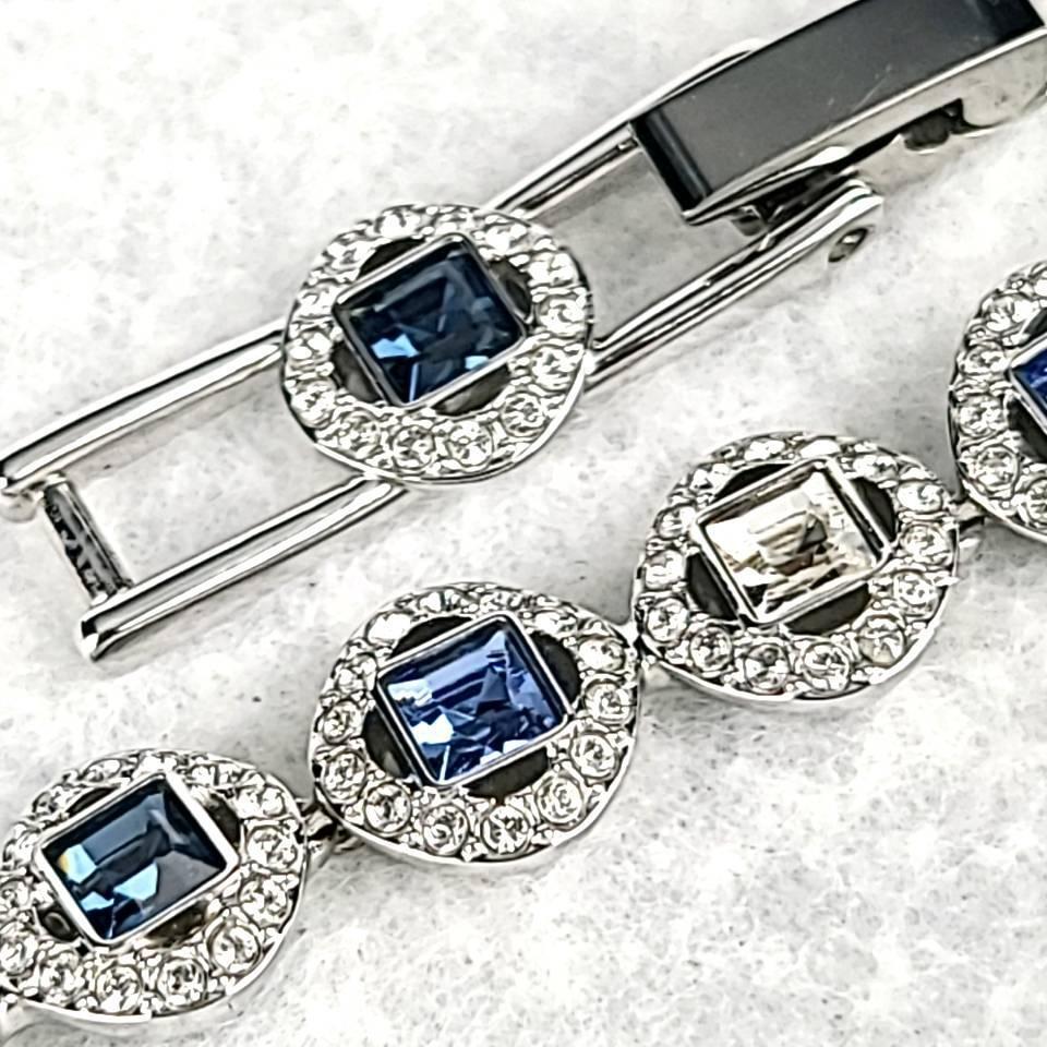 ●未使用級♪スワロフスキー SWAROVSKI ブレスレット 大粒 ブルー 5289514 Angelic Square ●未使用級♪スワロフスキー SWAROVSKI ブレスレット 大粒 ブルー 5289514 Angelic Square
