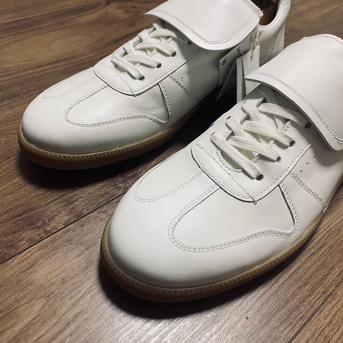 新品 ZARA ORIGINS マキシシュータン レザースニーカー 28 5cm 新品 ZARA ORIGINS マキシシュータン レザースニーカー 28 5cm