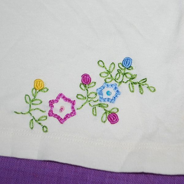 Last ベネトン 74cm 綿100% ハンド刺繍 お花の長袖Ｔシャツ オフホワイト インポート