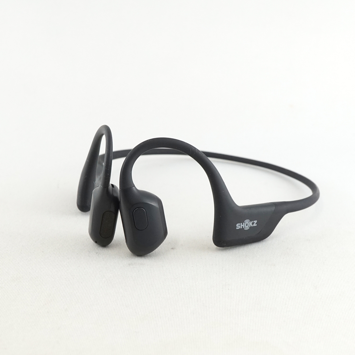 Shokz OPEN RUN PRO 骨伝導イヤホン USED美品 SKZ-EP-000007 Shokz OPEN RUN PRO 骨伝導イヤホン USED美品 SKZ-EP-000007