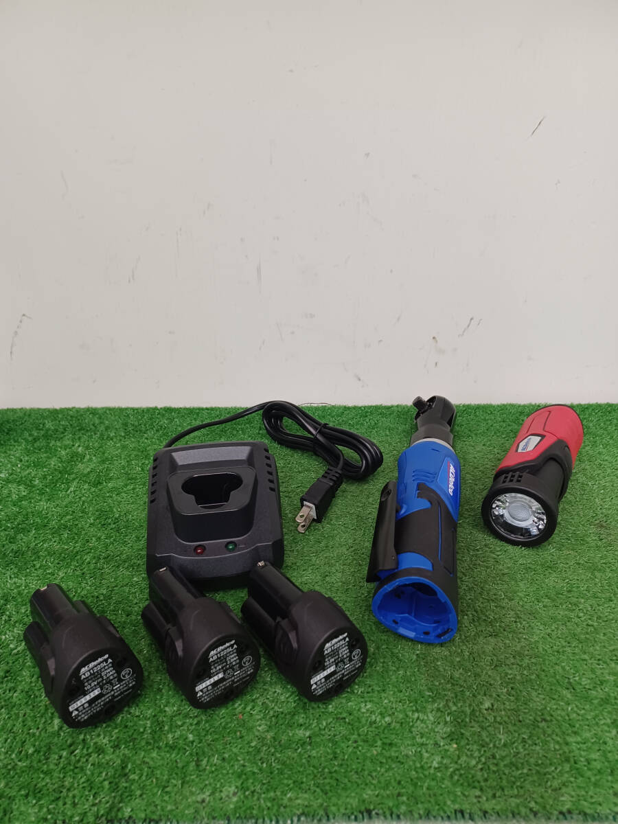 中古品】ACDelco(エーシデルコ) 10.8v充電式レンチARW1209 + LED 中古品】ACDelco(エーシデルコ) 10.8v充電式レンチARW1209 + LED