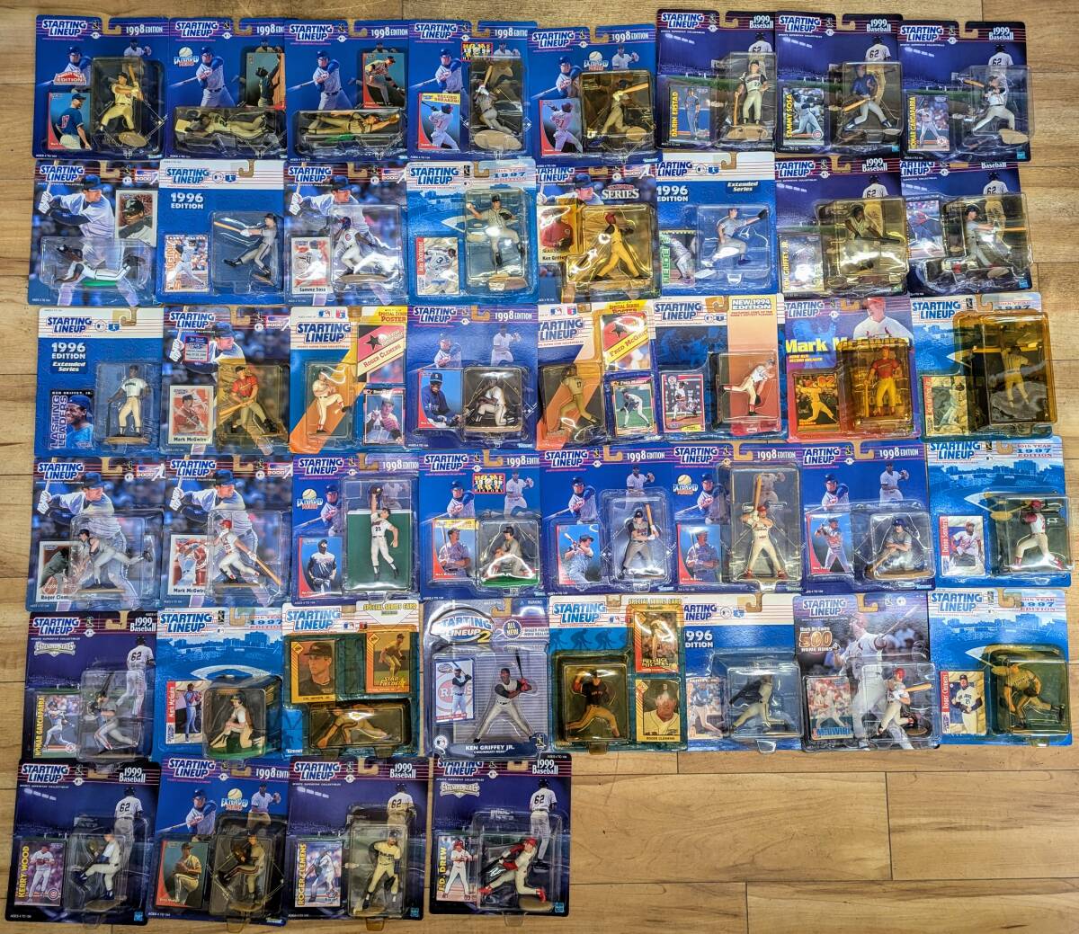 #9214【未開封多数！MLBメジャーフィギュア44体(^^♪】 STARTING LINEUP サミーソーサ・マグワイア ・ケングリフィーJR マイク・ピアッツァ