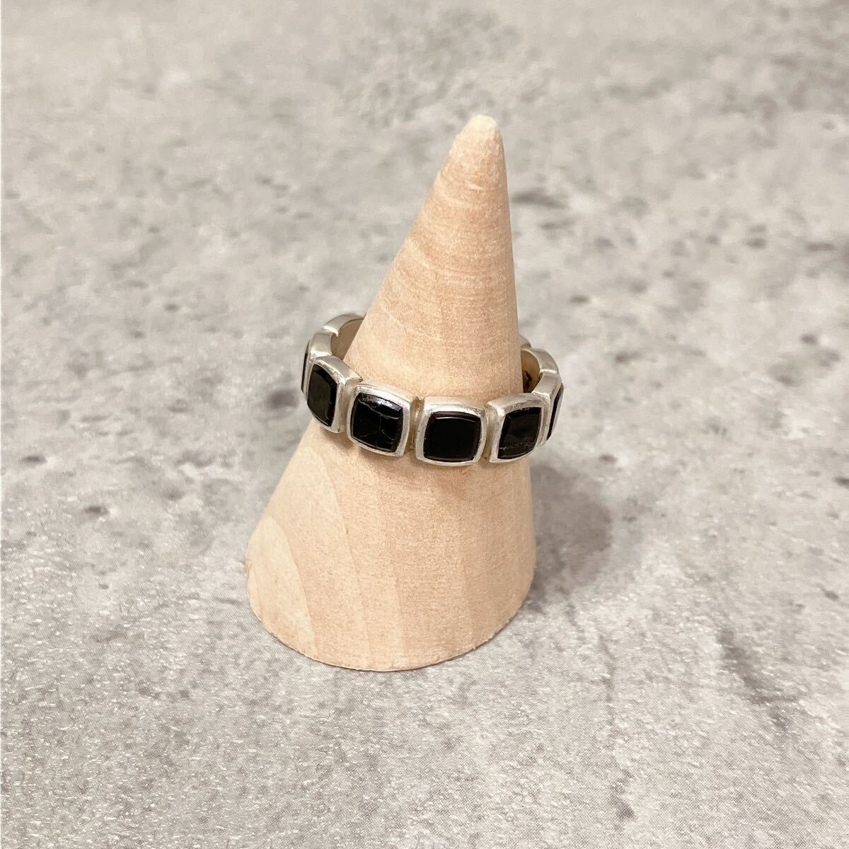 希少 TOM WOOD Cushion Band Black Onyx リング