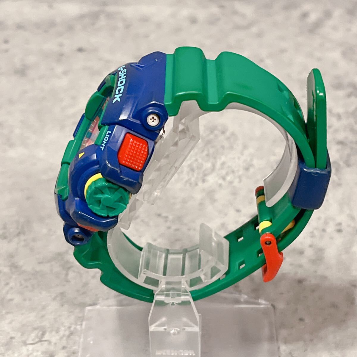 希少 美品 CASIO G-SHOCK GA-400-2AJF ハイパーカラーズ 希少 美品 CASIO G-SHOCK GA-400-2AJF ハイパーカラーズ