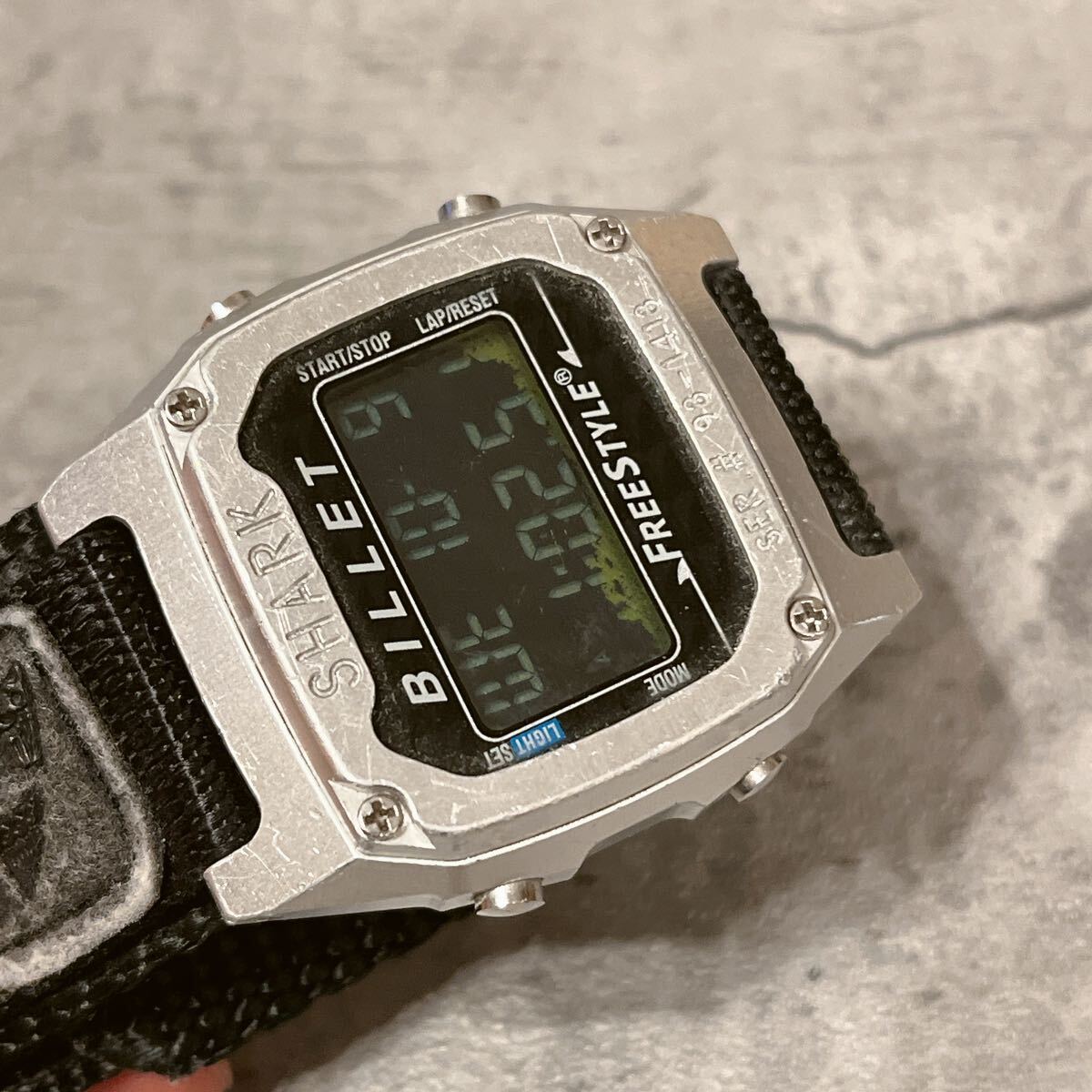 希少 美品 freestyle SHARK BILLET 803 シャーク フリースタイル サーフィン 腕時(shí)計(jì) 稼動(dòng)品