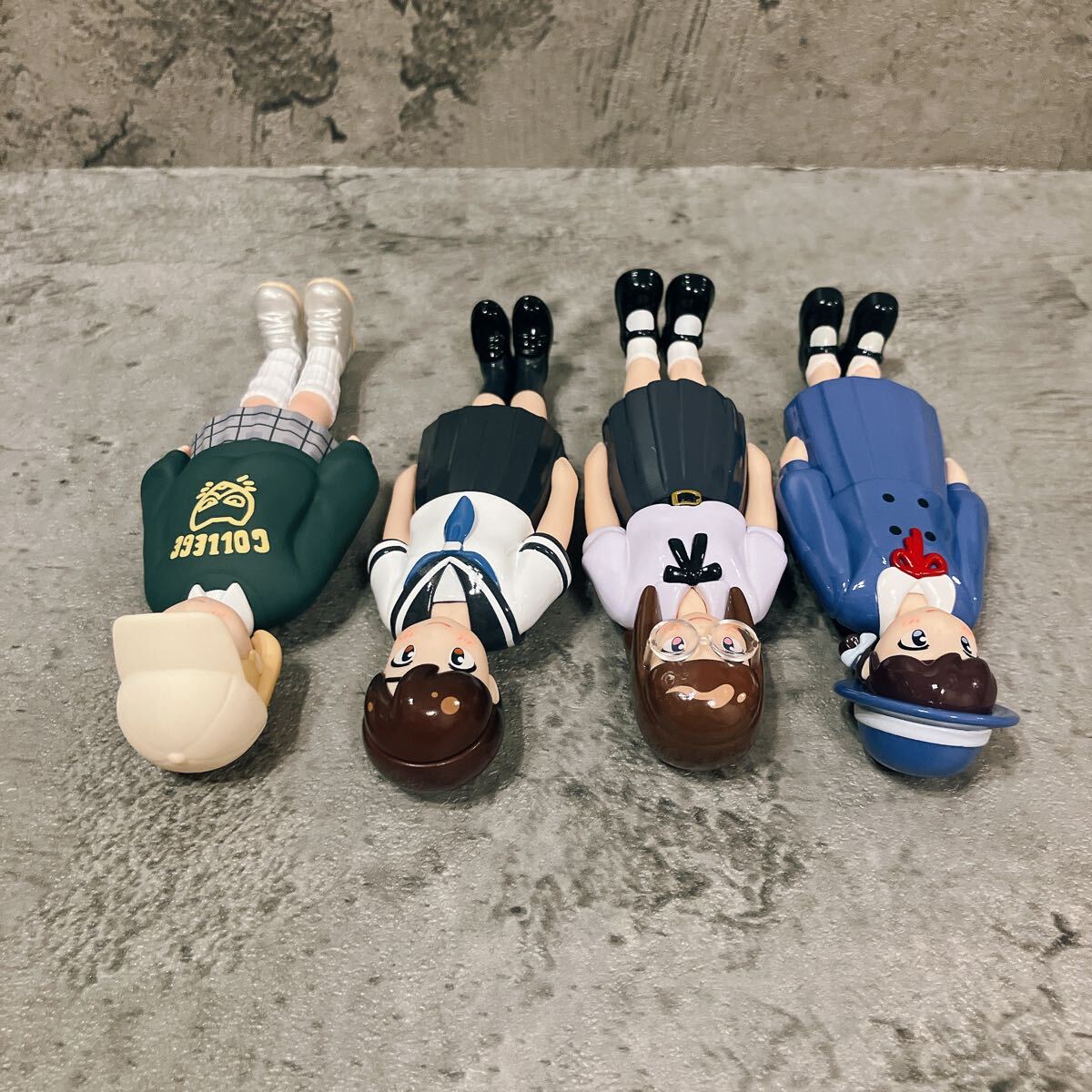 美品 POP MART JUST A GIRL NORI 4体セット フィギュア ポップ 美品 POP MART JUST A GIRL NORI 4体セット フィギュア ポップ