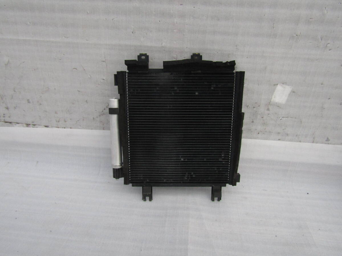 N-BOX　JF5　JF6　コンデンサー　705A-T6G0-0000-M1　N BOX　N ボックス カスタム　純正 .