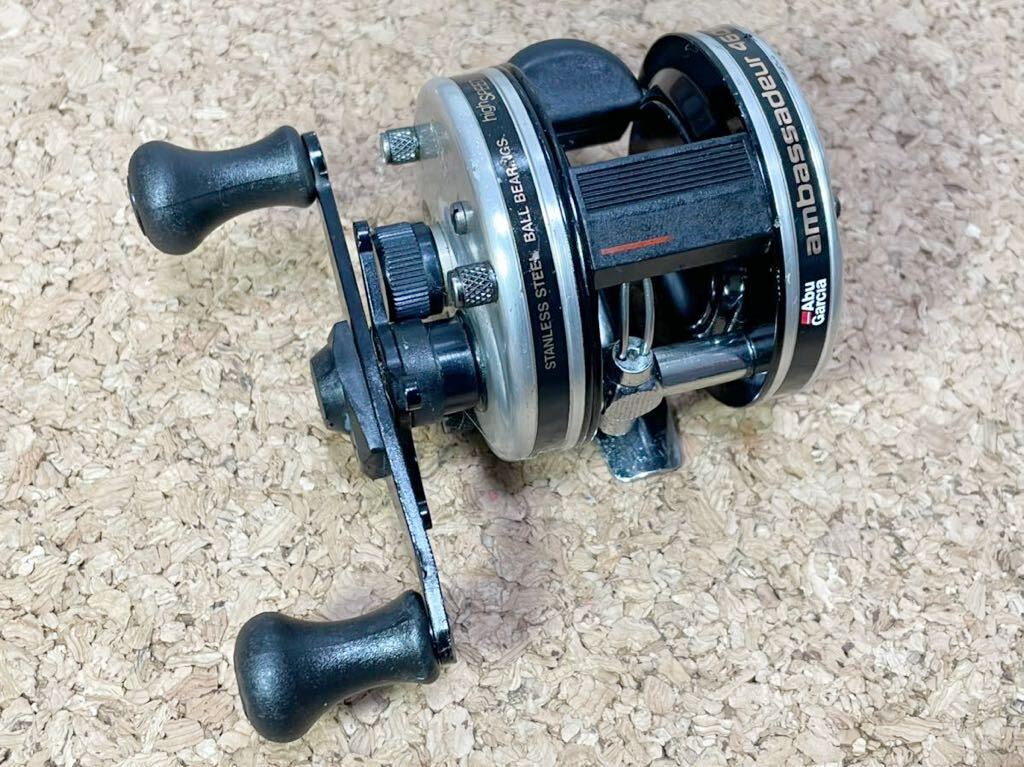 ★即決B！稀少 オールド アブ アンバサダー 4600ＣB シルバー 中古良品！ NO.85-2 89-90 機関好調 ABU Ambassadeur ★