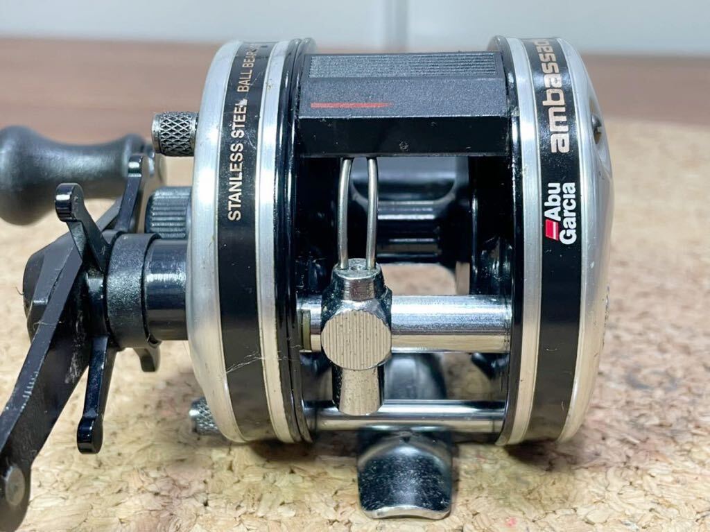 ★即決B！稀少 オールド アブ アンバサダー 4600ＣB シルバー 中古良品！ NO.85-2 89-90 機関好調 ABU Ambassadeur ★