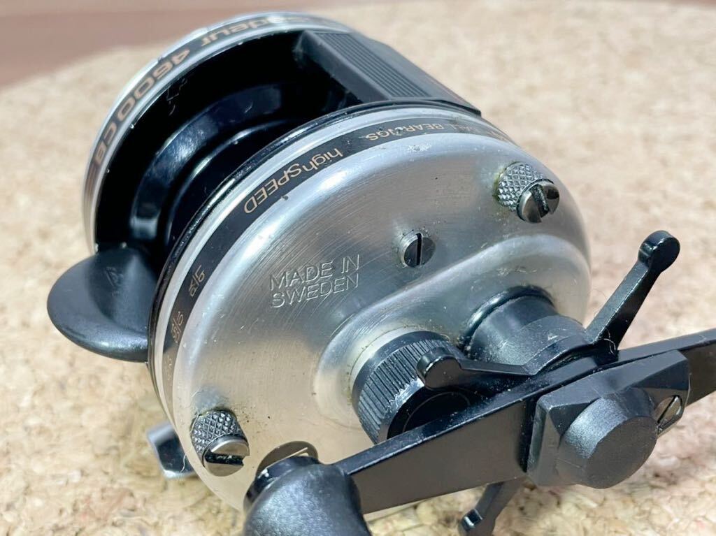★即決B！稀少 オールド アブ アンバサダー 4600ＣB シルバー 中古良品！ NO.85-2 89-90 機関好調 ABU Ambassadeur ★