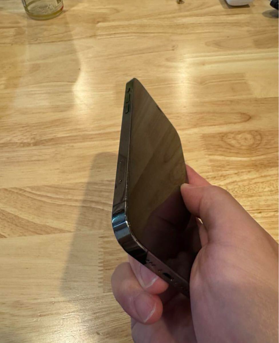 iphone 12 PRO 128GB SIMフリー　バッテリー90％ ip12mtm1329-1_wm.jpg